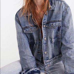 Madewell’s Boxy-Crop Jean Jacket in Woodcourt Wash
